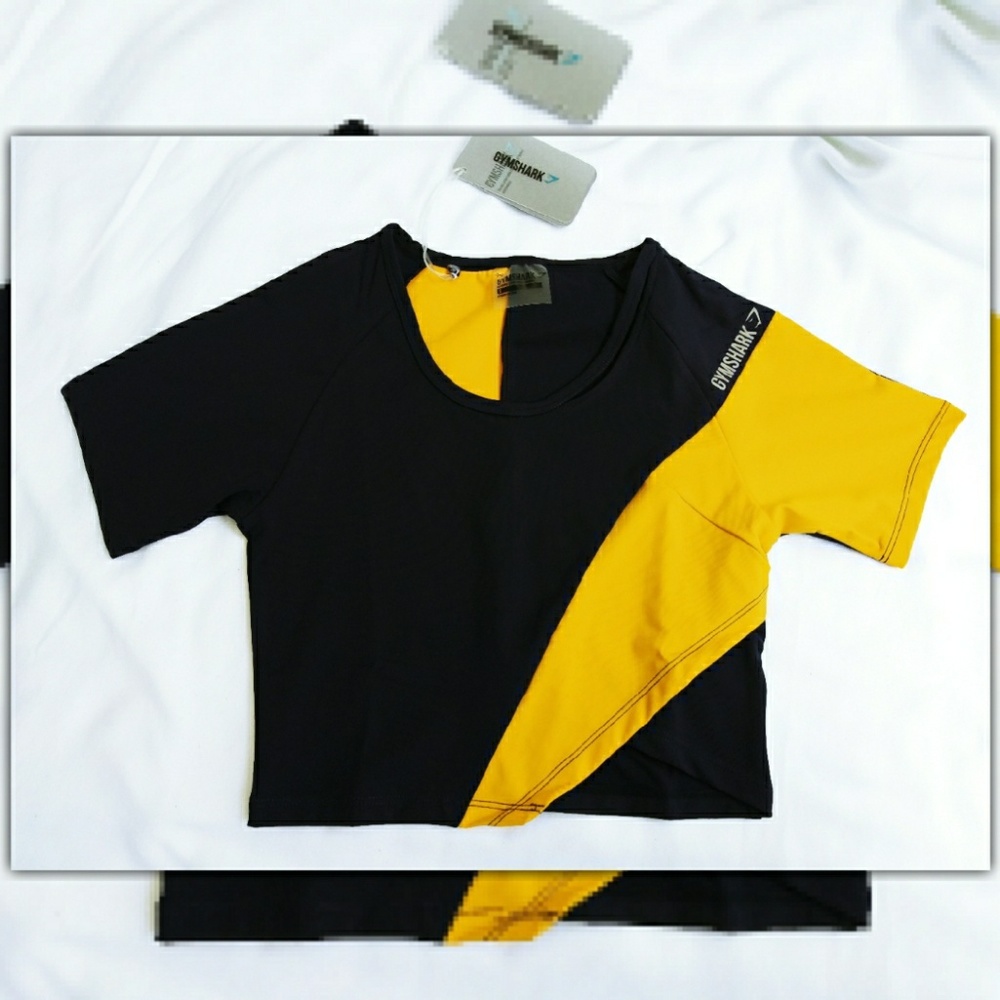 Gymshark Asymmetric Crop Top